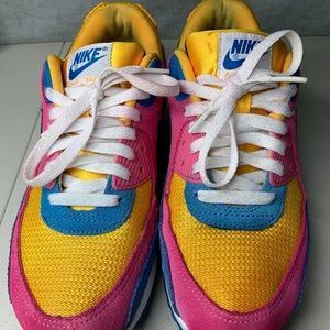 Nike Air Max 90 “Multi Color “ Suede Men’s Shoe Sneakers CJ0612-700 Size 9.5